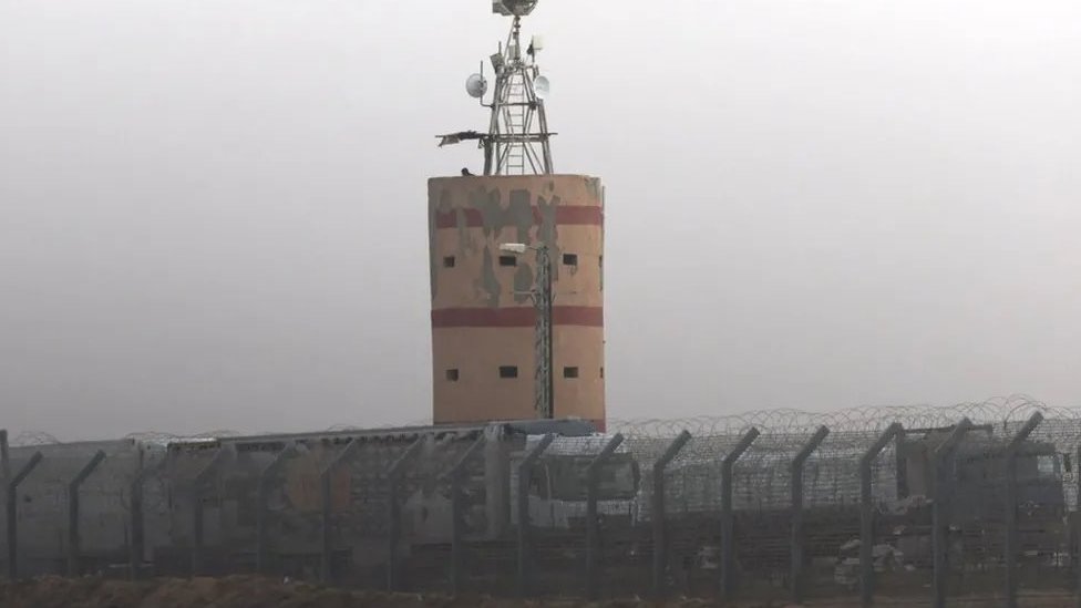 Izrael i Palestinci: Otvoren prelaz Kerom Šalom, prvi kamioni sa hranom i lekovima stigli, tvrdi izraelska vojska 1 Kerom Šalom