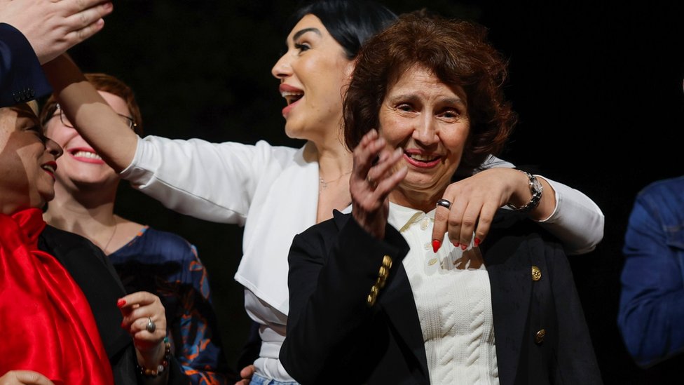 Severna Makedonija: Prva žena na čelu zemlje, povratak opozicije na vlast, pokazuju preliminarni rezultati 1 Gordana Siljanovska Davkov