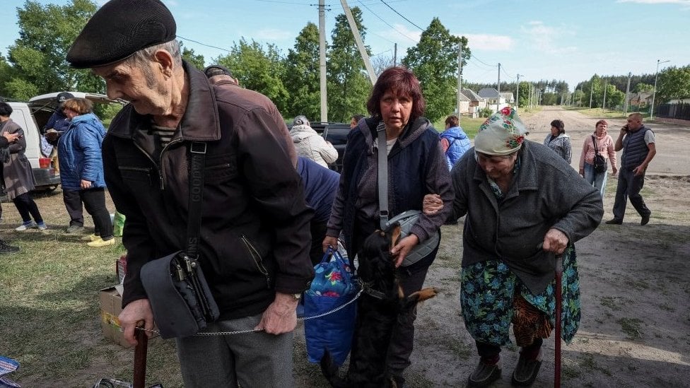Rusija i Ukrajina: Moskva tvrdi da njene snage ušle u mesto nadomak Harkova, Blinken stigao u Kijev 10