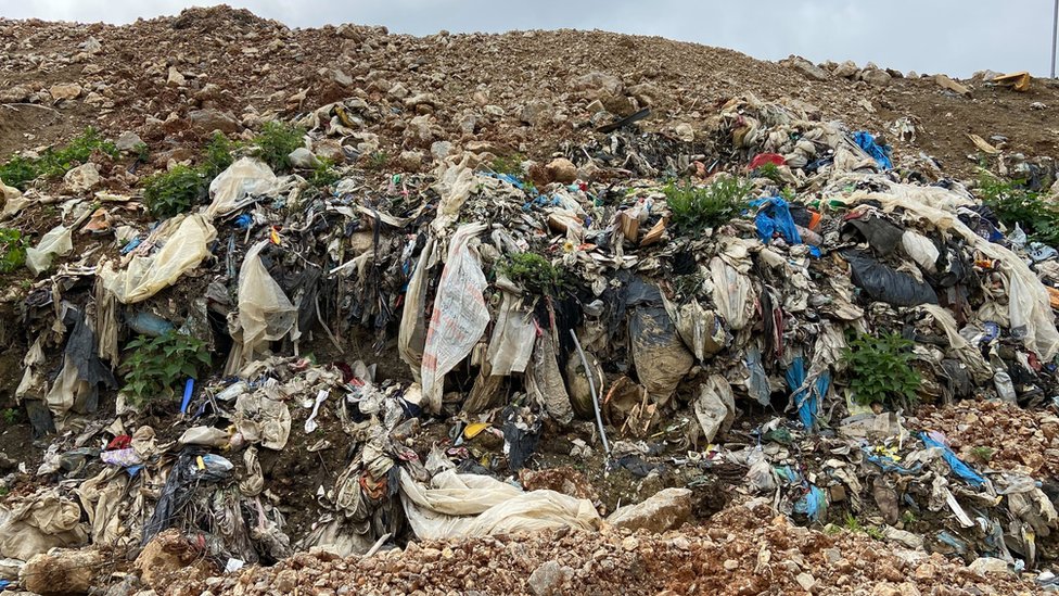 Deponija Duboko i požar: „Sve što hoću je da normalno dišem", kako izgleda život u dimu i smradu 6 Duboko