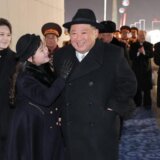 Azija i Kim Džong Un: Južna Koreja zabranila viralnu pesmu kojom se veliča severnokorejski lider 7
