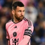 Fudbal: Mesijeva slavna salveta prodata za skoro 900 hiljada evra 14