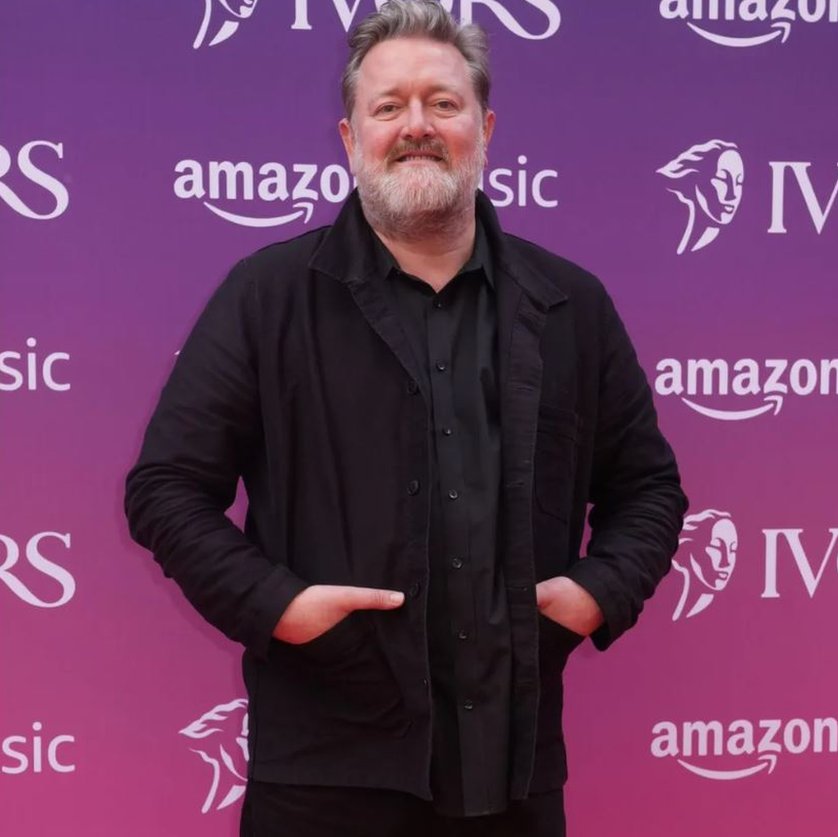 Muzika i Velika Britanija: Brus Springstin dobio nagradu Ajvor Novelo, uručio mu je Pol Makartni uz niz šala 2 Gaj Garvi