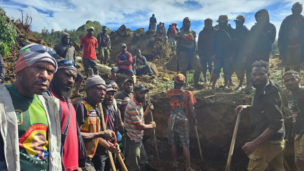 Ujedinjene nacije strahuju da je 670 zatrpano u klizištu u Papua Novoj Gvineji 7