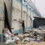 Izrael i Palestinci: Više od 20 žrtava u novom napadu na kamp u Rafi, Izrael negira da je gađao humanitarnu oblast 6