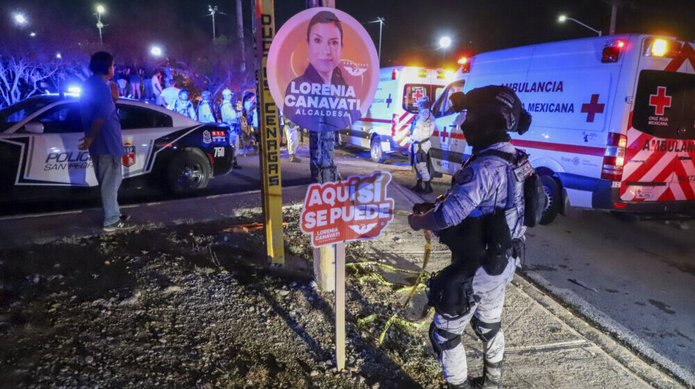 Novi bilans: Devet osoba poginulo na predizbornom mitingu u Meksiku 1