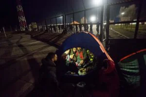 "U službi ksenofobne ideologije": Sporazum EU o migracijama i azilu koji stupa na snagu sutra predviđa i pritvaranje dece 17