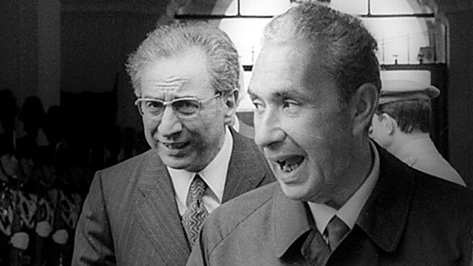 Napad na Fica prvi u Evropi posle Đinđića i Ane Lind: Na koje je sve političare izvršen atentat? 12 Napad na Fica prvi u Evropi posle Đinđića i Ane Lind: Na koje je sve političare izvršen atentat? 12