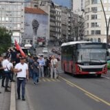 „Dva radnika unutrašnje kontrole GSP slikaju sve nas na protestu“: Završena blokada žute trake na Brankovom mostu 7