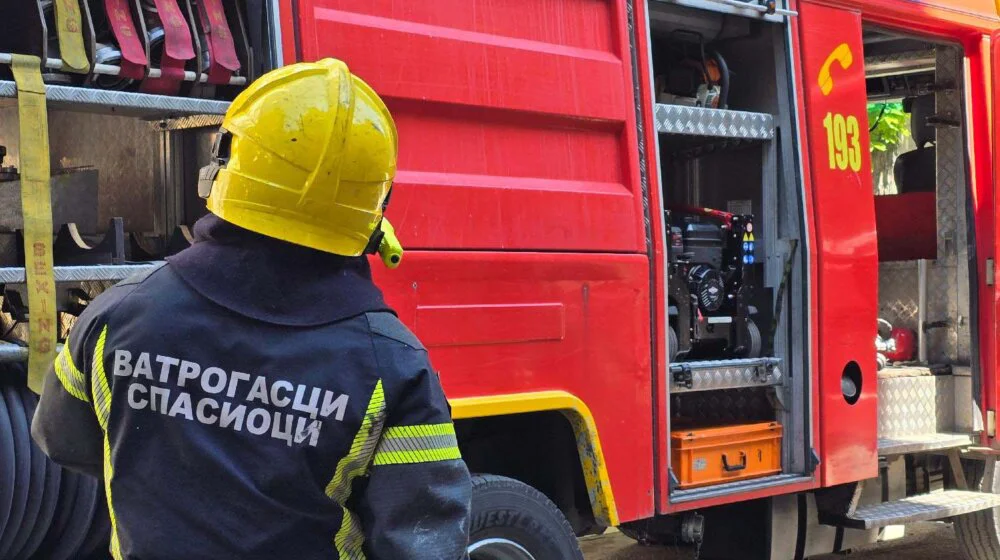 Mediji: Požar u Novom Sadu, dvoje povređenih 14