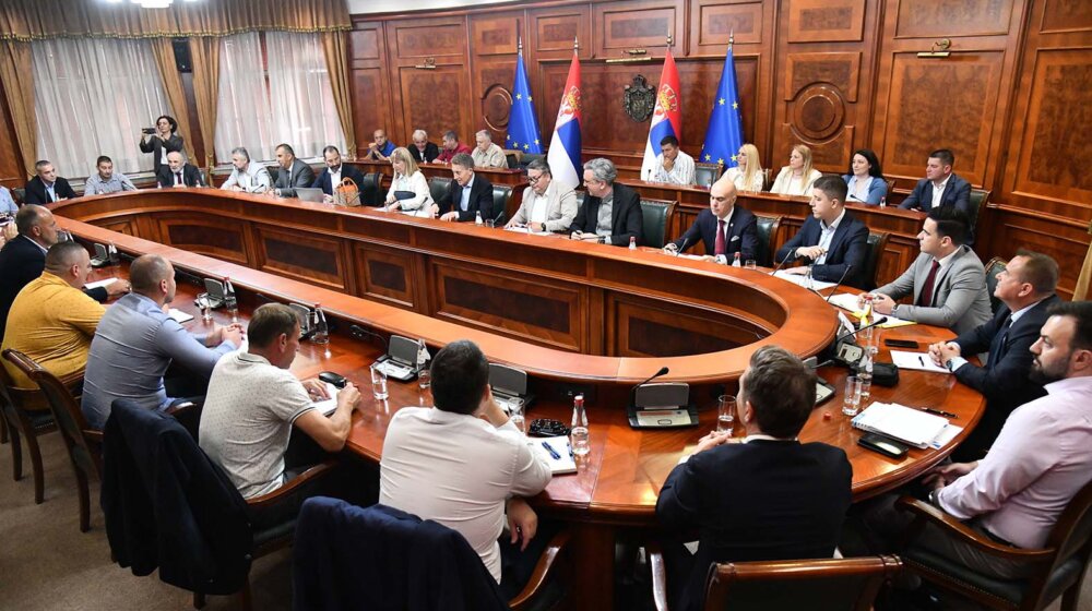 Nastavak pregovora malinara sa hladnjačarima o otkupnoj ceni u petak u Vladi Srbije 1