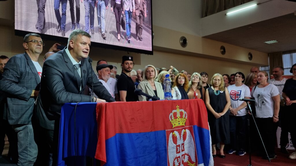 Poslanici Branimira Nestorovića pisali kongresmenki Klaudiji Teni o Kosovu 2 Poslanici Branimira Nestorovića pisali kongresmenki Klaudiji Teni o Kosovu 2