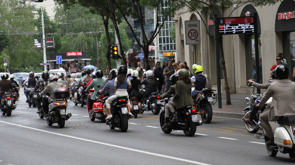 Portal Mašina objavio snimak iz Negotina: Grupa motociklista na motorima bez registracije (VIDEO) 1