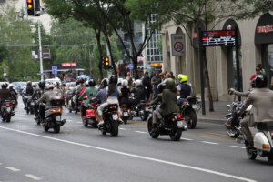 Portal Mašina objavio snimak iz Negotina: Grupa motociklista na motorima bez registracije (VIDEO) 2