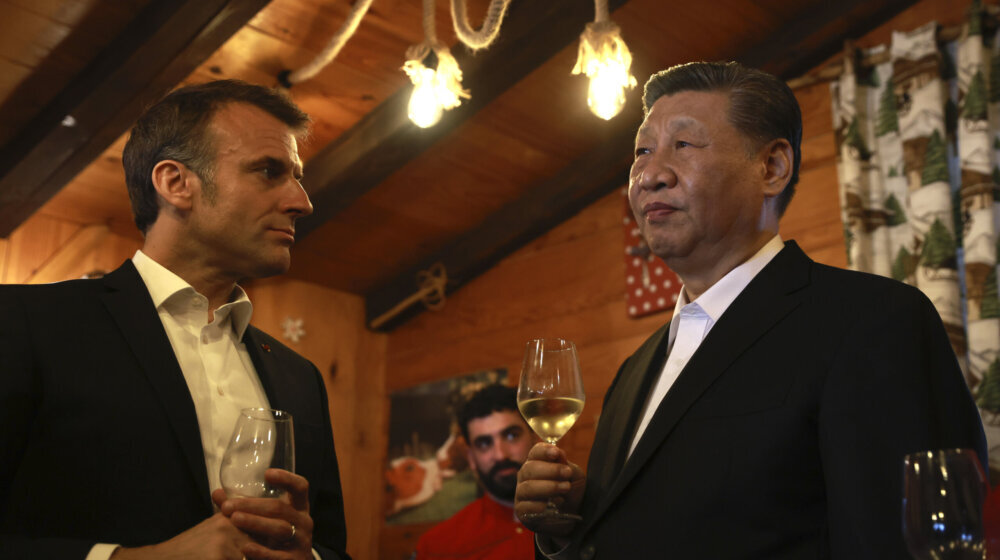 (FOTO) Makron i Si u Pirinejima za opušteniji završni deo posete kineskog predsednika Francuskoj 1