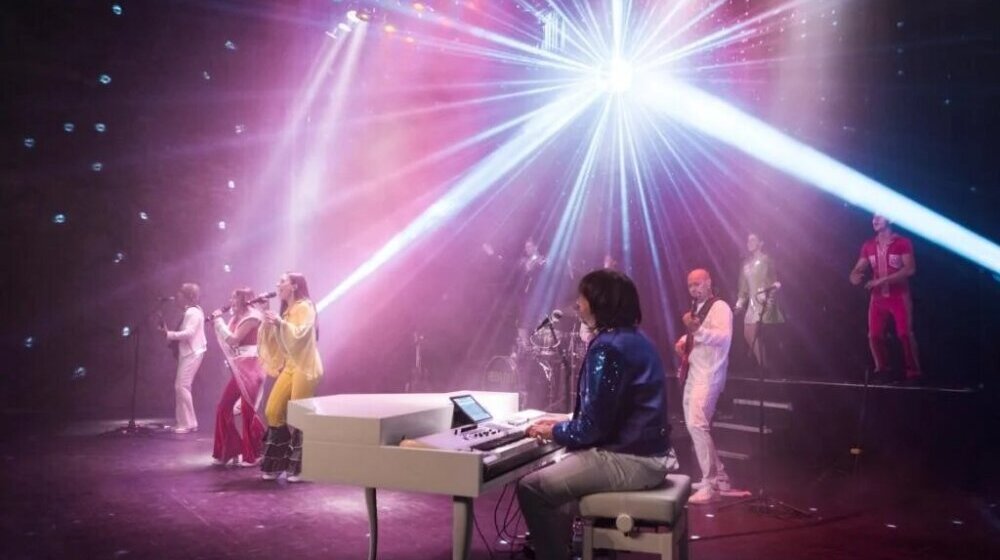 RING - ABBA Tribute bend na Trgu Radomira Putnika u Kragujevcu 1