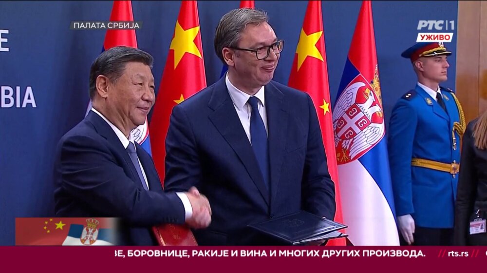 Vučić posle potpisivanja sporazuma sa Kinom: Izvozićemo govedinu, suve šljive i vina, razgovaramo o letećim automobilima 10