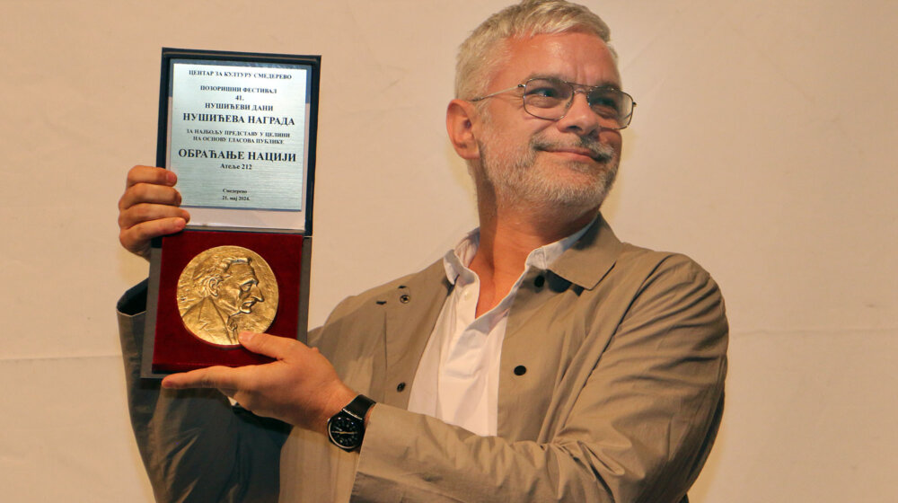 Trijumf predstave "Obraćanje naciji": Dve nagrade produkciji Ateljea 212 na 41. Nušićevim danima u Smederevu 1