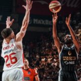 Džejlen Smit poručuje: Spremni smo da im isprašimo zadnjice pred našim navijačima 3