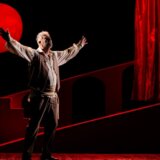 Muzička forma samo izgovor za dirljivu dramu: Kultni brodvejski mjuzikl „Zorba” premijerno u kragujevačkom Teatru 12