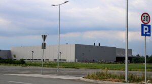 Da li bi Hansgrohe mogao u Nemačkoj da gradi fabriku bez dozvole kao u Valjevu, pita Lokalni odgovor