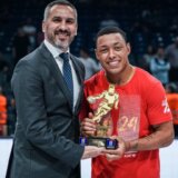 MVP Jago obradovao navijače Crvene zvezde: Hoću da ostanem, želim još trofeja 12