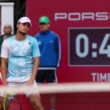 Kecmanović eliminisan u trećem kolu mastersa u Rimu, srpski teniser nije iskoristio meč loptu (VIDEO) 14