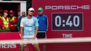 Kecmanović eliminisan u trećem kolu mastersa u Rimu, srpski teniser nije iskoristio meč loptu (VIDEO)