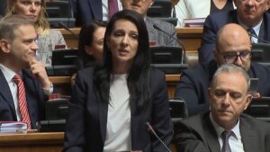 (VIDEO) Tepić o dogovoru Vučića i Tačija da se ukine sud za zločine OVK u Hagu