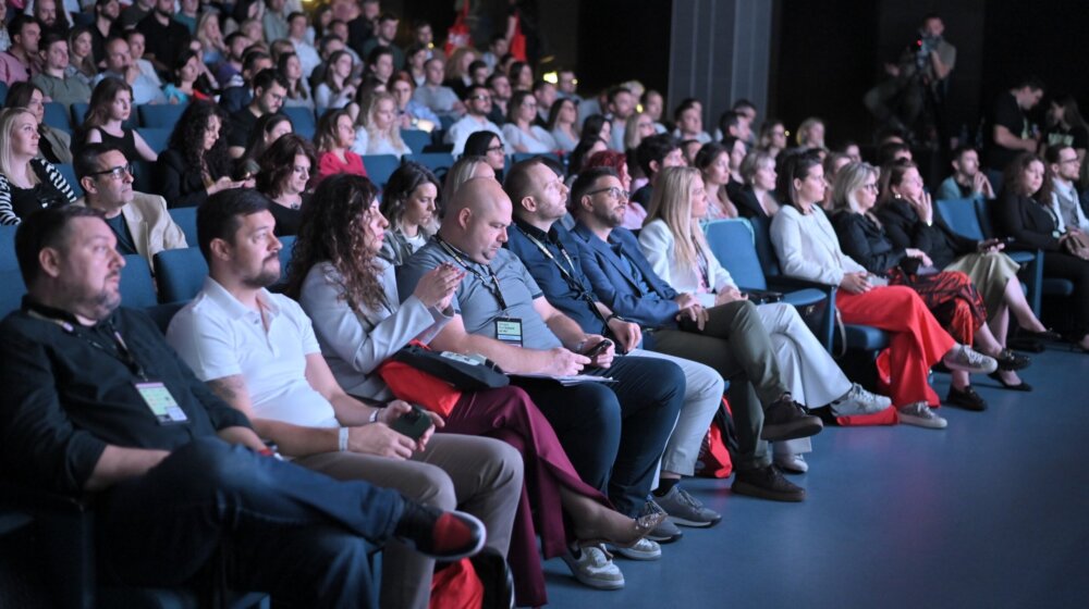 Gde su etičke i moralne granice korišćenja veštačke inteligencije? 1