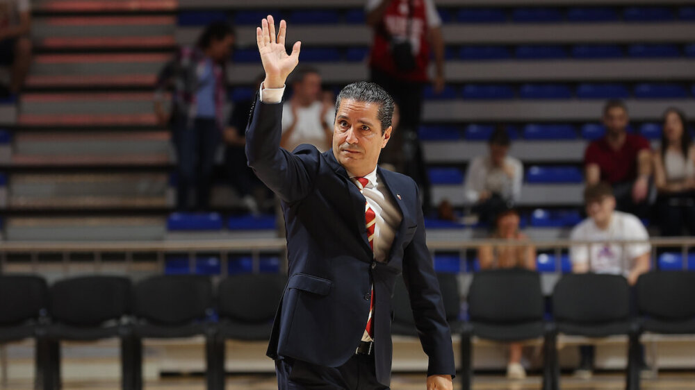 Janis Sferopulos otkrio da je posebno vezan za Hram Svetog Save: U Srbiji sam voljen, poštuju me i navijači Partizana 2 Janis Sferopulos