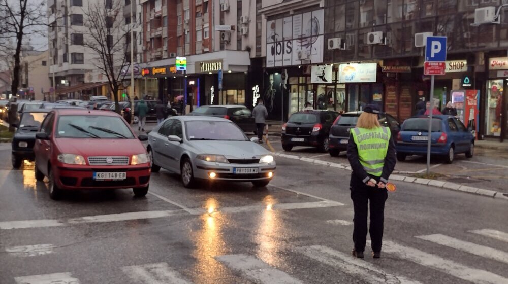 Za šest dana praznika kragujevačka policija sankcionisala skoro 1.600 učesnika u saobraćaju 8