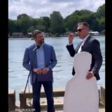 Petar Đurić doneo Šapiću zatvorsko odelo: Kako je izgledao susret dvojice kandidata za gradonačelnika Beograda? (VIDEO) 5