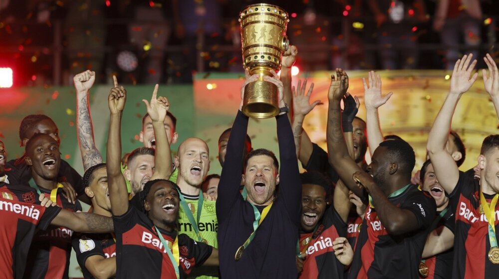 Lukmanov šou otvorio ranu, ali je nađen melem: Bajer uzeo i duplu krunu u Nemačkoj 1