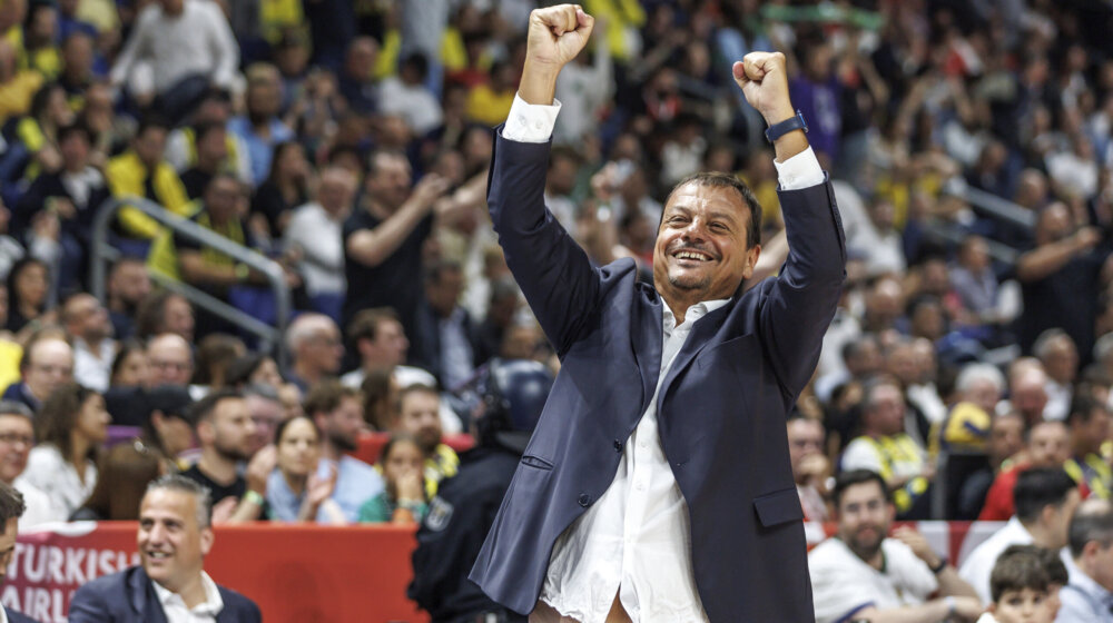 Gazda Panatinaikosa dao zeleno svetlo - Vozi, Miško: Kako je srpski košarkaški menadžer bio prva karika za dolazak Atamana u Atinu? (FOTO) 1