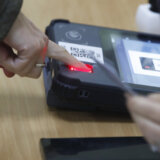 Sva biračka mesta na lokalnim izborima u Severnoj Makedoniji otvorena, glasanje teče bez problema 2