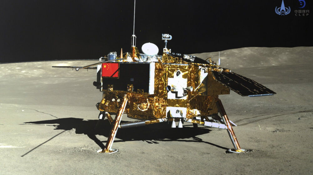 Kina lansirala sondu na Mesec radi skupljanja uzoraka 1
