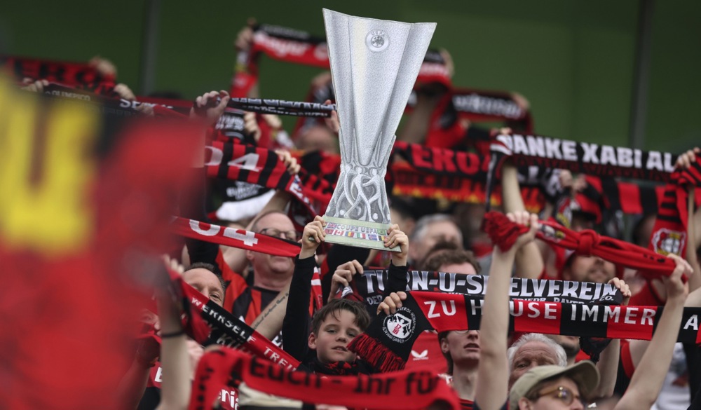 Fudbal danas i "pre Hrista": Istorija beleži dve serije bez poraza duže i od Bajerove i da je srpski igrač pomutio vek Seltikovog rekorda 2 Fudbal danas i "pre Hrista": Istorija beleži dve serije bez poraza duže i od Bajerove i da je srpski igrač pomutio vek Seltikovog rekorda 2