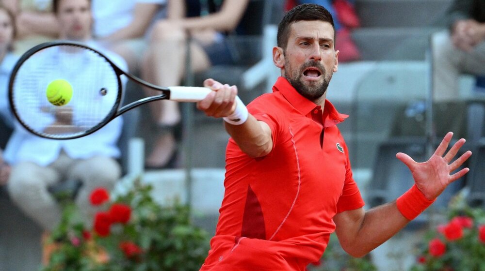 Kad je Đoković uhvatio ritam, njegovom rivalu nije bilo spasa: Protiv Čileanca Tabila na mastersu u Rimu za 1.100. pobedu u karijeri 1