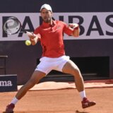 Neočekivana usputna stanica ka Rolan Garosu: Đoković slavi 37. rođendan s pogledom na Ženevsko jezero 4