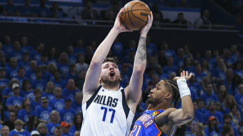 Dupli brejk u NBA plej-ofu, Klivlend i Dalas se ne šale (VIDEO) 1