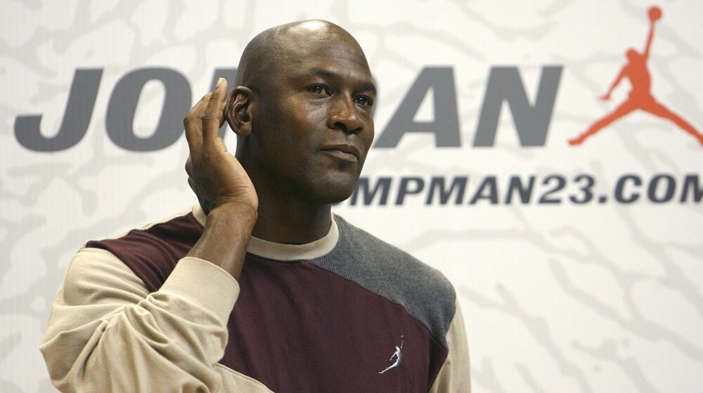 Kolekcionarska strast: Sličica s Majklom Džordanom iz 1984. prodata za 925.000 dolara (FOTO) 1