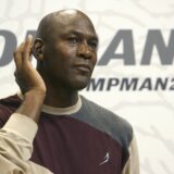 Kolekcionarska strast: Sličica s Majklom Džordanom iz 1984. prodata za 925.000 dolara (FOTO) 4