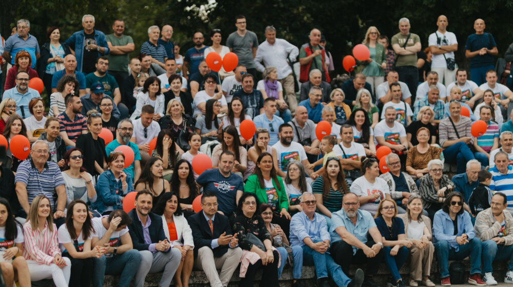 Aleksić poželeo Vučiću srećan put iz Niša, Stanković ga pozvao na duel: Završna konvencija "Biramo Niš" 1