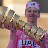 Čas Slovenca Pogačara na Điru: Najubedljiviji trijumf na biciklističkom grend slemu posle 1965. 13