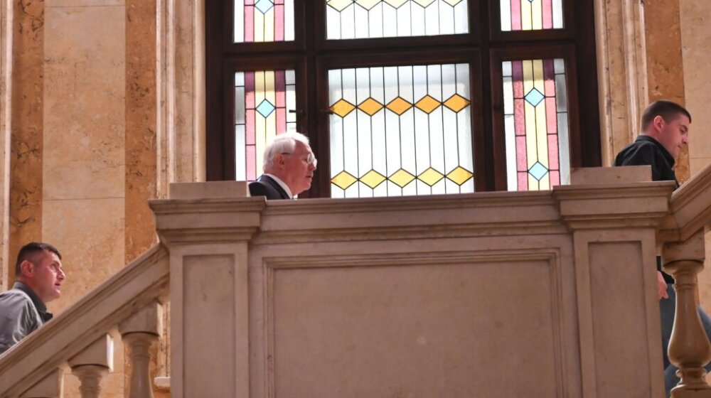 Nova.rs: Kristofer Hil došao u Skupštinu da prisustvuje polaganju zakletve Vulina i Nenada Popovića 1