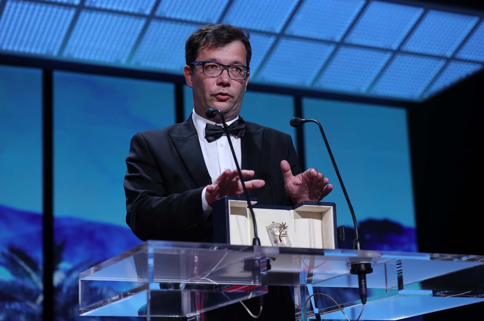 Festival bez remek-dela i bez politike u javnim nastupima: O nagradama i Mohamedu Rasulofu koji je stigao na premijeru pobegavši od zatvora u Iranu 3 Nebojša Slijepčević