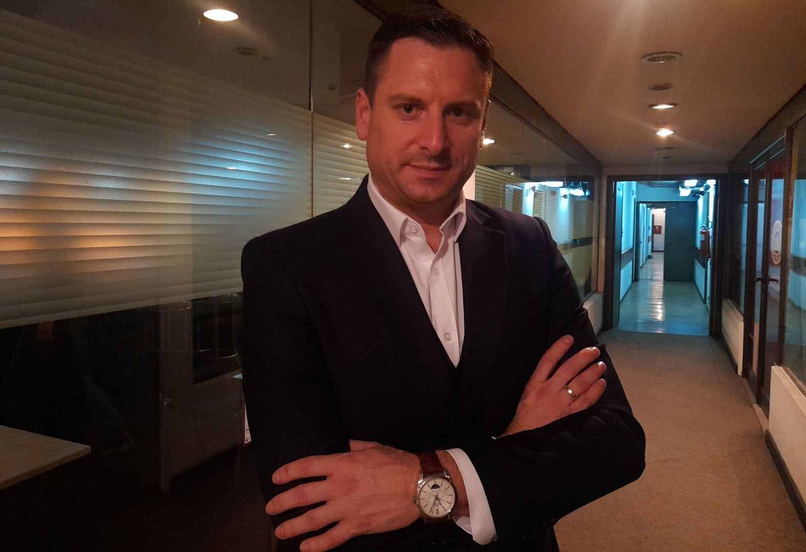 Ustanovljena nagrada za režiju "Jagoš Marković": Posveta izuzetnom reditelju koji je obeležio ovdašnju pozorišnu umetnost i očaravao publiku 2 Ustanovljena nagrada za režiju "Jagoš Marković": Posveta izuzetnom reditelju koji je obeležio ovdašnju pozorišnu umetnost i očaravao publiku 2