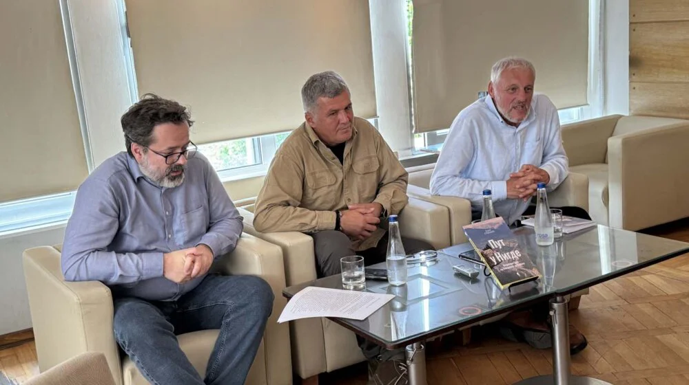 Priče o balkanoanadolcima: Službeni glasnik predstavio knjigu Borisa Subašića “Put u Nigde” 7