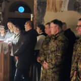 Načelnik Generalštaba prisustvovao sa saradnicima jutarnjoj vaskrsnoj službi i liturgiji u manastiru Studenica 12